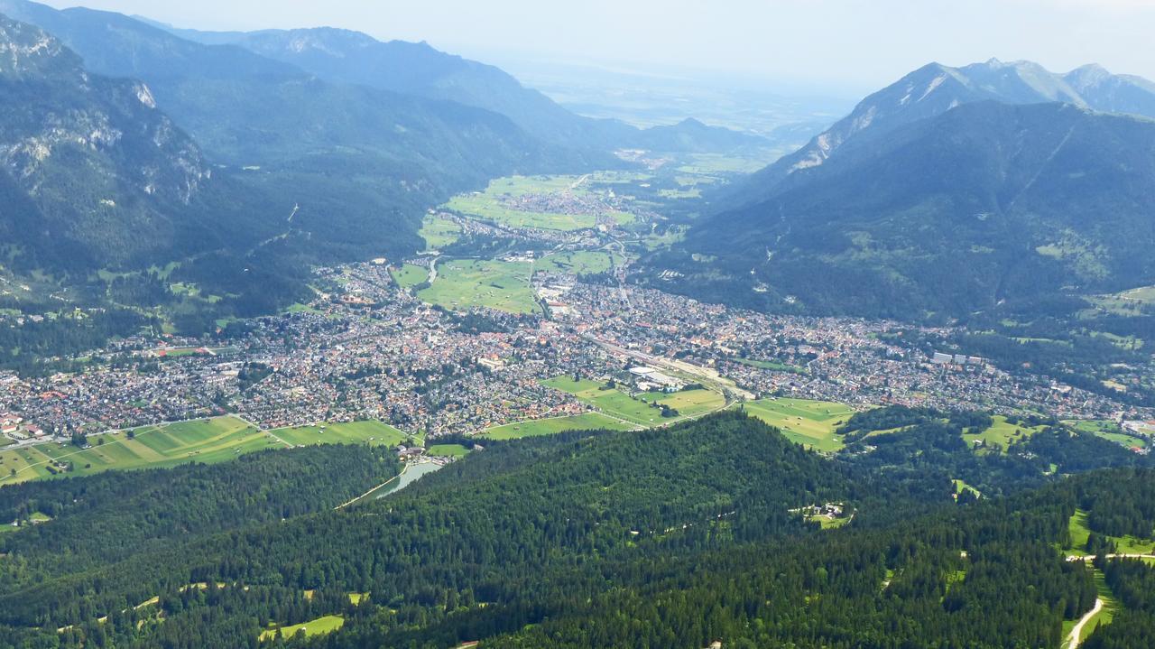 Ferienwohnung Am Kurpark -Wohnung 3,150Qm- Mit Lift Garmisch-Partenkirchen Eksteriør billede