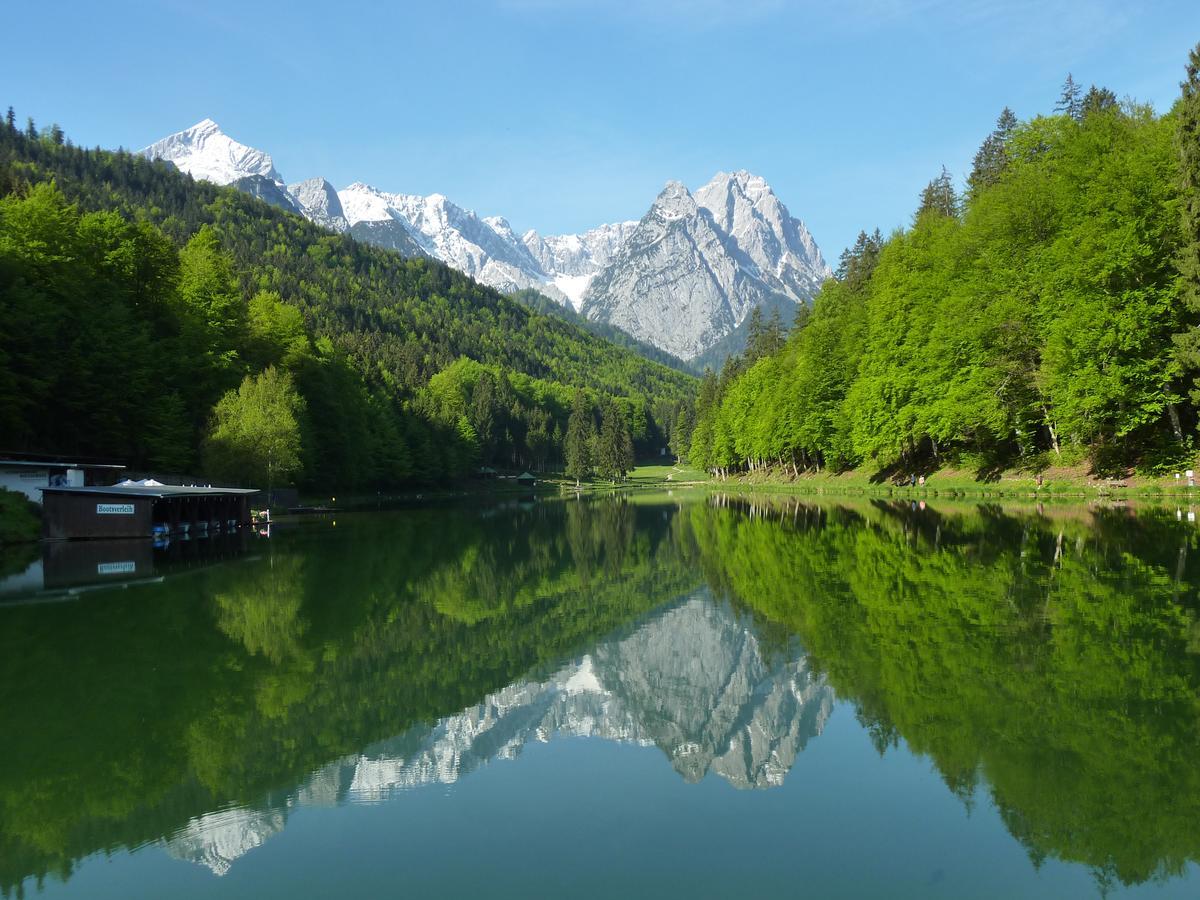 Ferienwohnung Am Kurpark -Wohnung 3,150Qm- Mit Lift Garmisch-Partenkirchen Eksteriør billede